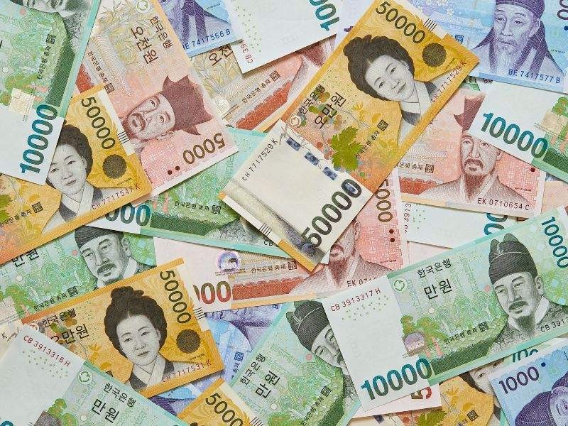 Người dùng nên kiểm tra tỷ giá Won từ website ngân hàng hoặc nguồn tài chính uy tín có thời gian cập nhật rõ ràng. 