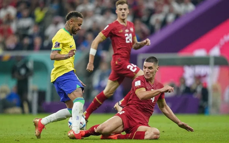 Neymar đã trải qua nhiều kỳ World Cup với Brazil, từ hy vọng trên sân nhà đến những lần tiếc nuối ở vòng knock-out.