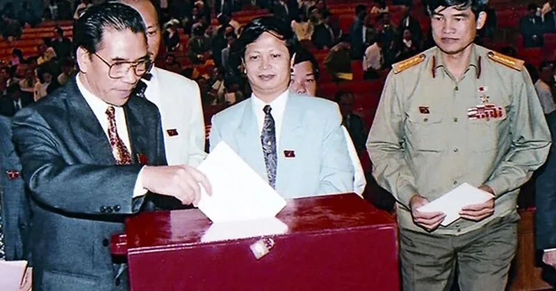 Trước khi giữ cương vị Tổng Bí thư, ông Nông Đức Mạnh từng là Chủ tịch Quốc hội