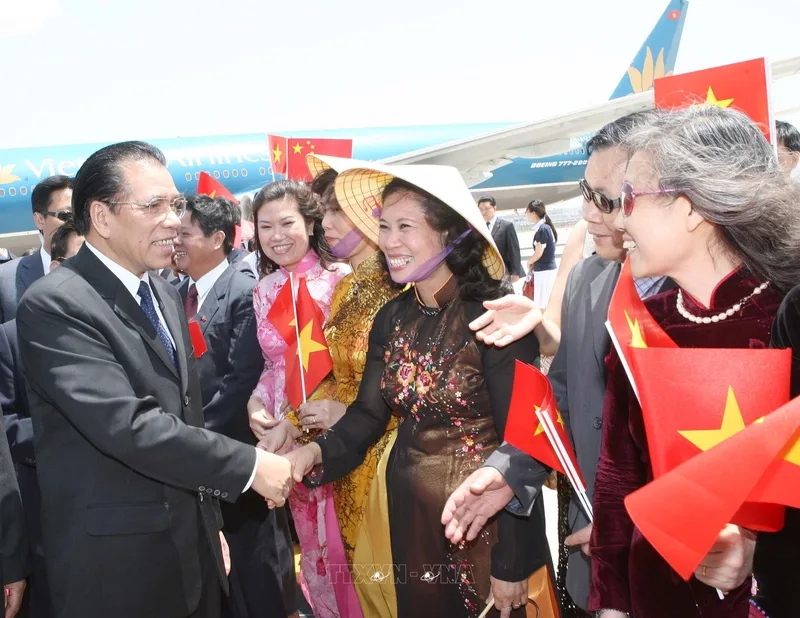 Hình ảnh ông Nông Đức Mạnh thường gắn với sự điềm đạm, giản dị và gần gũi