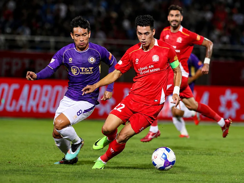 Ở mùa 2025/26, cầu thủ Tiến Linh thi đấu cho Công an TP.HCM tại V.League.