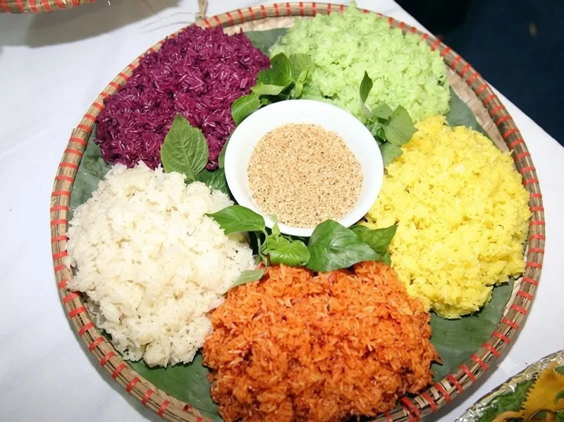 Lựa chọn loại xôi phù hợp, hạn chế dầu mỡ và kết hợp vận động giúp sử dụng xôi hiệu quả hơn.